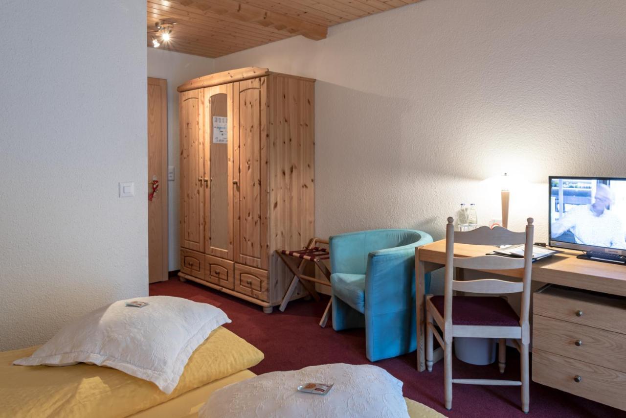 Typically Swiss Hotel Ermitage 坎德施泰格 外观 照片